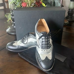 The Office of Angela Scott Mr. Doubt silver & black brogue wingtip Oxford. 37